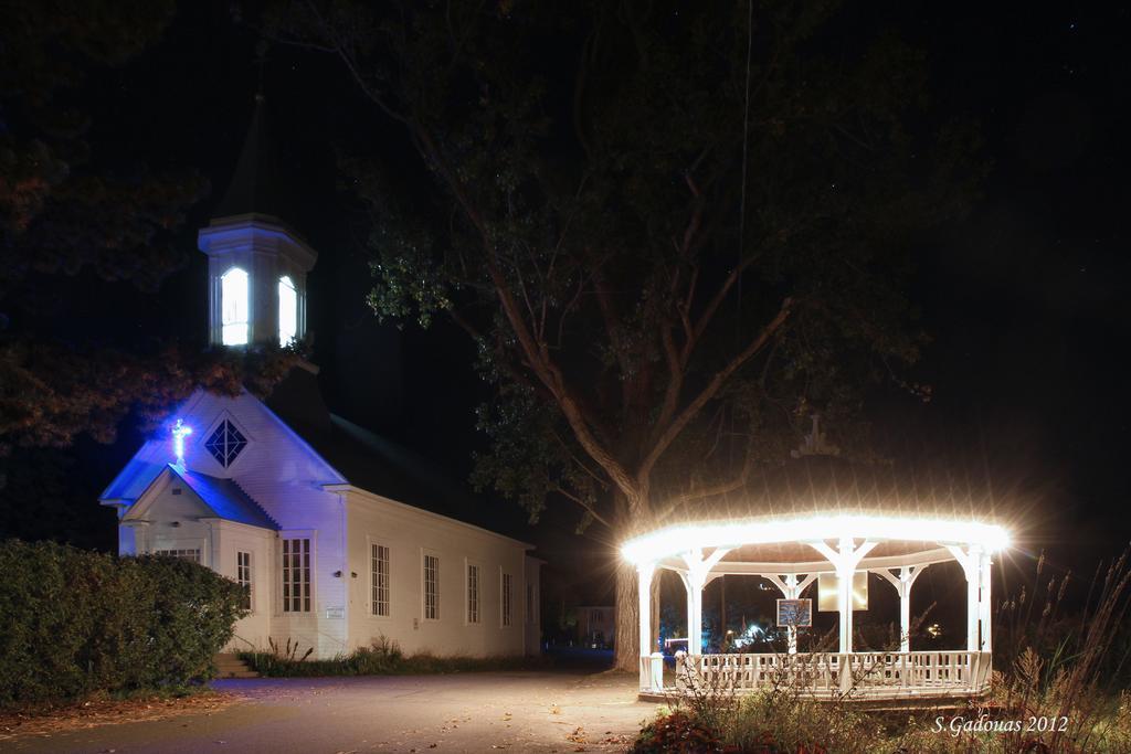 Auberge De La Rive De Charlevoix - Auberge De Jeunesse Familiale Pour Voyageurs De Tous Ages Saint-Joseph-de-la-Rive Екстер'єр фото