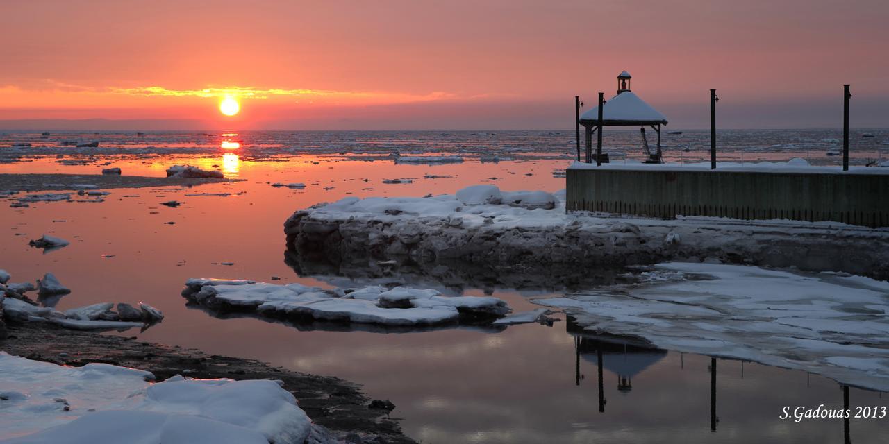 Auberge De La Rive De Charlevoix - Auberge De Jeunesse Familiale Pour Voyageurs De Tous Ages Saint-Joseph-de-la-Rive Екстер'єр фото