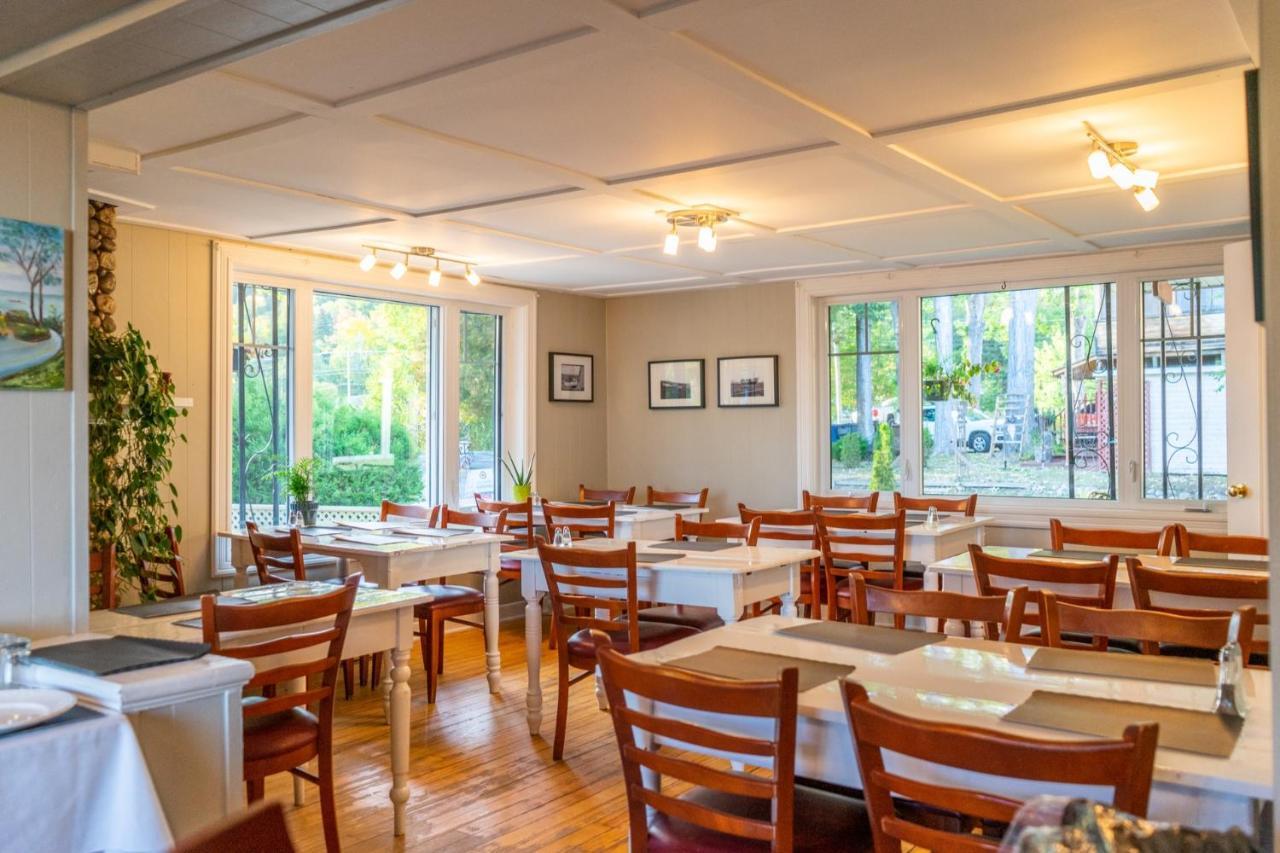 Auberge De La Rive De Charlevoix - Auberge De Jeunesse Familiale Pour Voyageurs De Tous Ages Saint-Joseph-de-la-Rive Екстер'єр фото